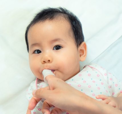 Gentle Care Navigating the World of Dental Wipes for Babies