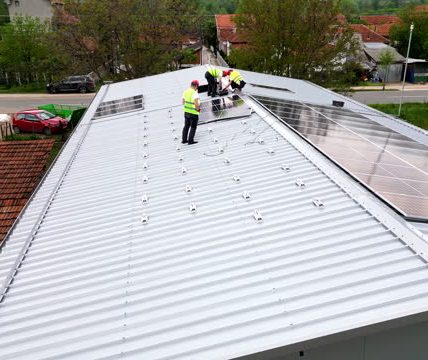 The Importance of Hiring a Licensed Roofing Installation Contractor